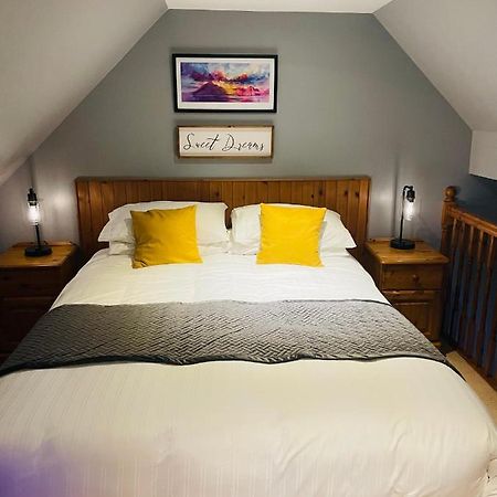 The Rowanberry Suite At Rowan Cottage Elgol Exterior photo
